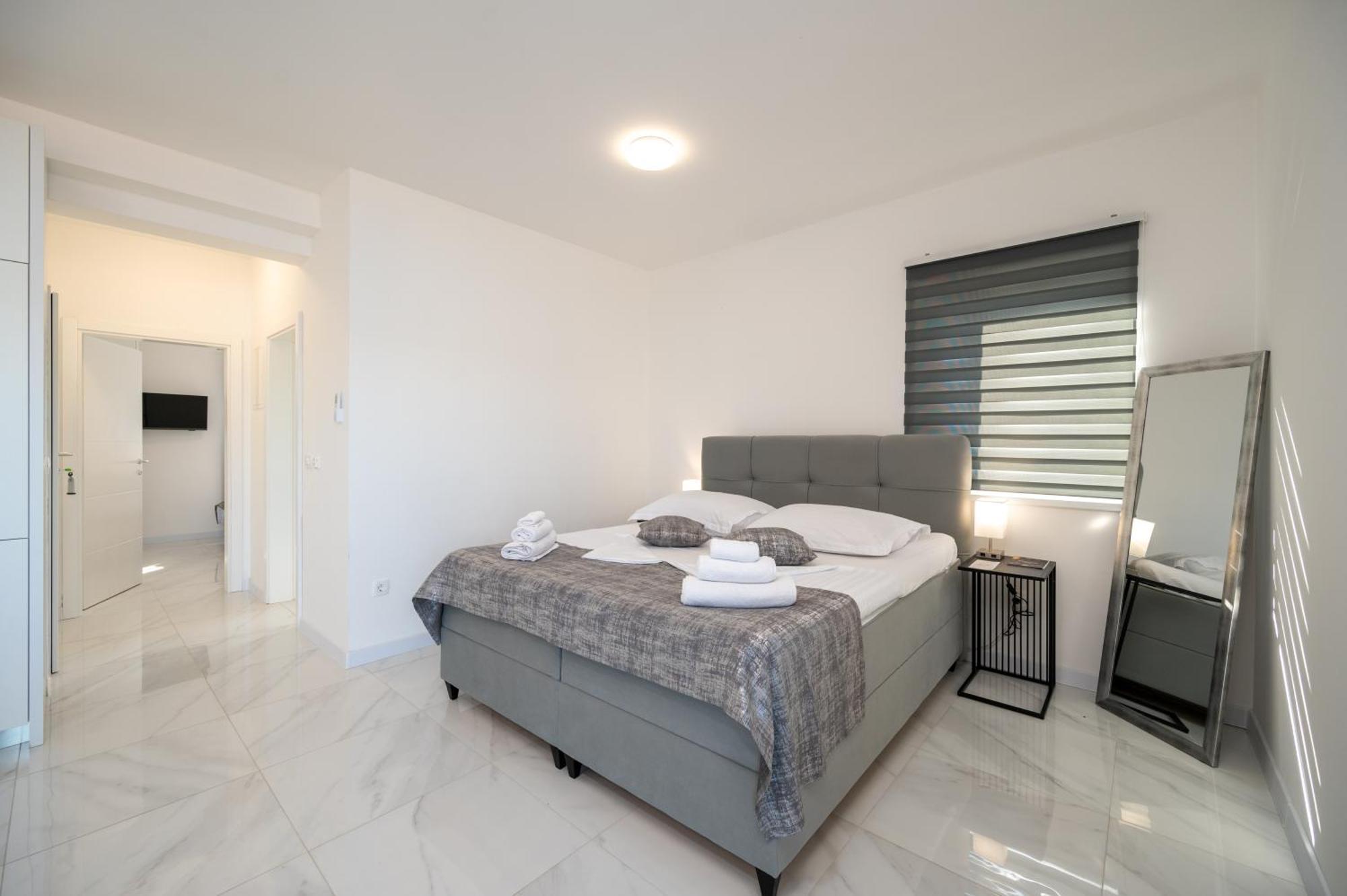 Apartments Filipo Trogir Kültér fotó